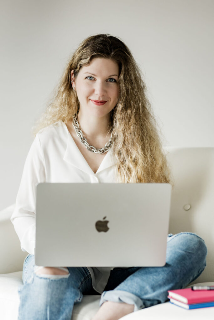 Ellen Herbst-Wüller, Brand Design und Illustration; © Focus Blue Fotografie